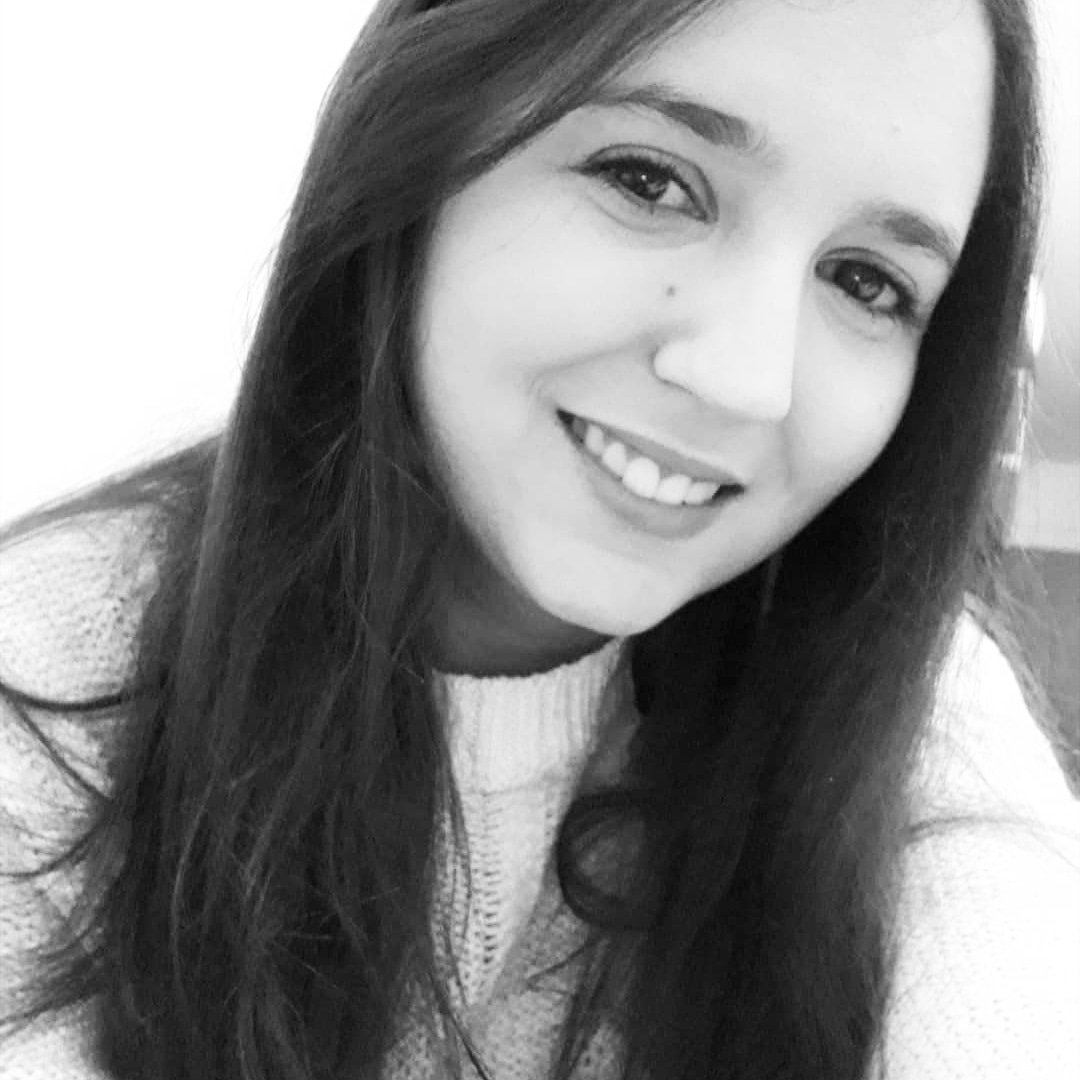 Lic. María de las Nieves Camporro