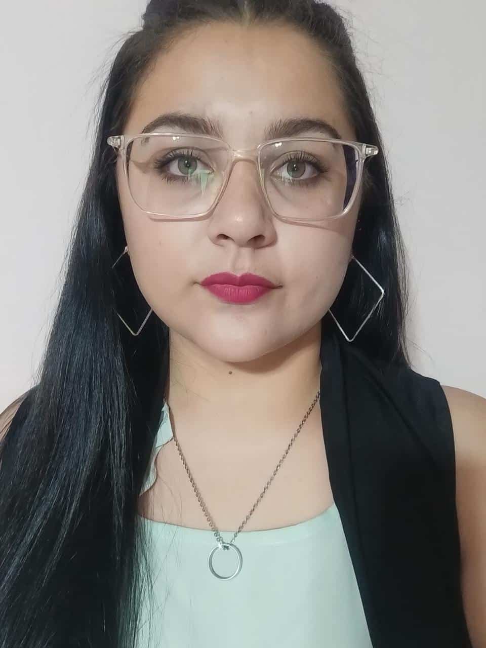 Psicóloga ANGELES JACQUELINE SANTUCHO